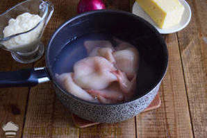 Chobotnice salát se sýrem a vejci