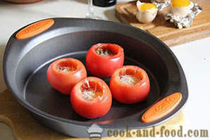 Plněná rajčata s vajíčkem a sýrem