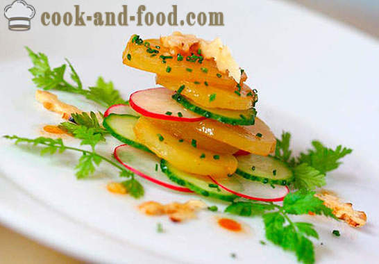 Zeleninový bramborový salát s okurkou a křenovou recept