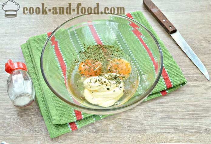 Omeleta s knedlíky v pánvi - jako teplé knedlíky lahodné, krok za krokem recept fotografiích