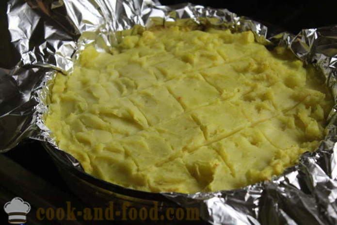Angličtina bramborový koláč s masem a žampiony - jak vařit kastrol z brambor a masa, se krok za krokem recept fotografiích