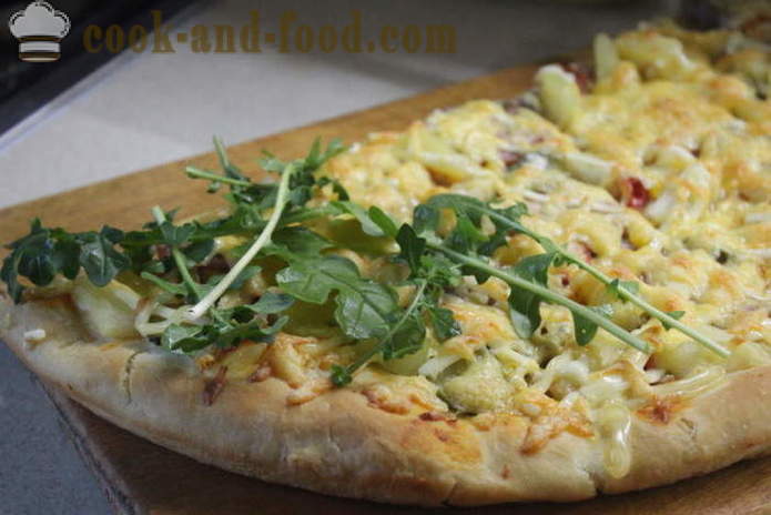 Kvasnice pizza s masem a sýrem doma - krok za krokem foto-pizza recept s mletým masem v troubě