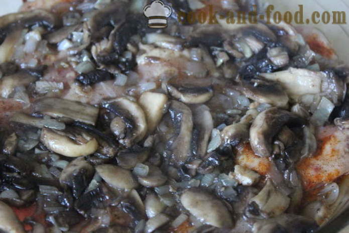 Kuřecí stehno bez kosti s houbami v troubě - jak vařit lahodný kuřecí stehna v troubě, se krok za krokem recept fotografiích