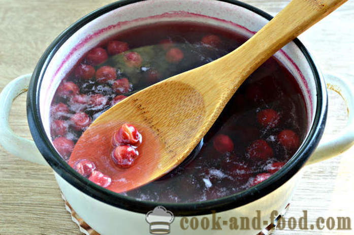 Domácí cherry kompot - jak vařit cherry kompot s jam, krok za krokem recept fotografiích