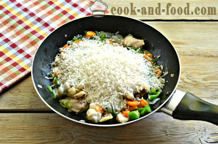 Rýže se zeleninou a kuřecím masem - a to jak chutné kuře vařit rýži v pánvi, krok za krokem recept fotografiích