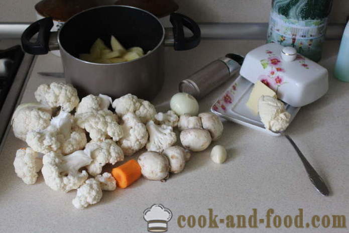 Krémová polévka s houbami a květákem - jak vařit polévku s houbami, krok za krokem recept fotografiích