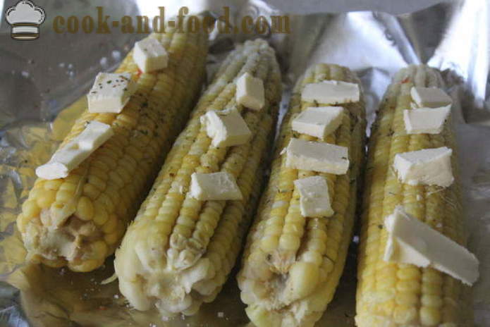 Kukuřice pečené v troubě ve fólii - jak uvařit kukuřici v troubě, se krok za krokem recept fotografiích