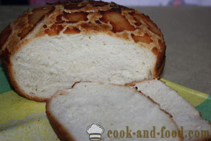 Domácí chléb s křupavé v troubě - jak se peče bílý chléb doma krok za krokem recept fotografiích