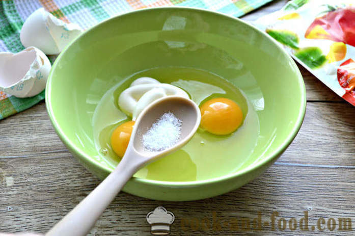 Roláda se škrobem a majonézou - Jak se dělá palačinky pro vaječný salát, krok za krokem recept fotografiích