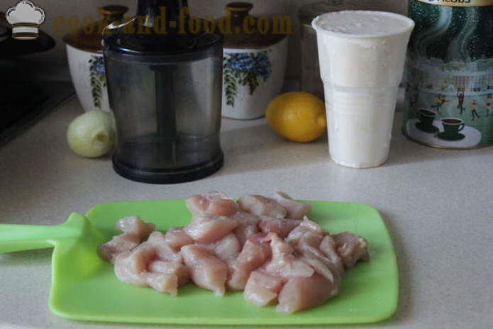 Karbanátky z mletého kuřecího masa s rýží a smetaně - jak vařit karbanátky z mletého kuřecího masa a rýže, se krok za krokem recept fotografiích
