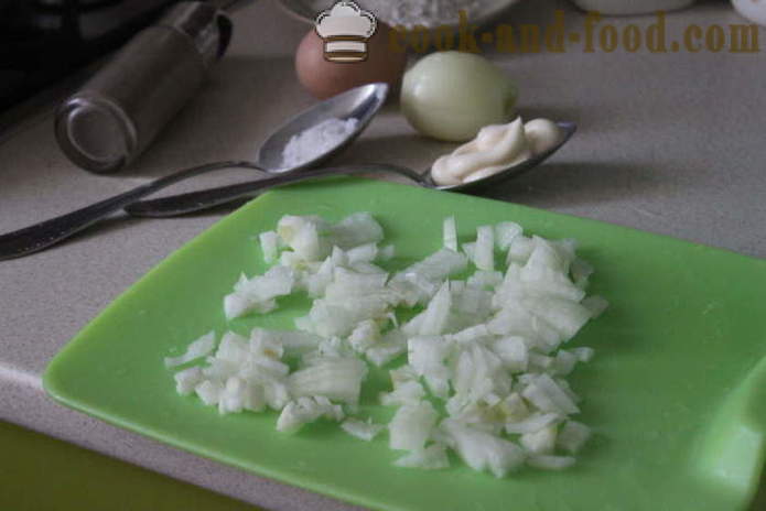 Karbanátky z kuřecích prsíček s majonézou a cibulkou Marcipán