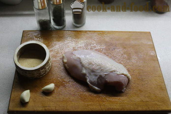 Pečené kuřecí prsa s medem, česnekem a kořením - jak vařit kuřecí prsa v troubě, se krok za krokem recept fotografiích