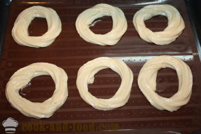 Pudink kroužky s tvarohovým krémem Tiramisu - jak udělat pudink prsteny doma krok za krokem recept fotografiích