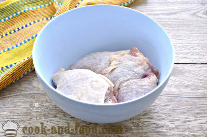 Pečené kuřecí stehna v troubě - jak vařit kuřecí stehna v rukávu s krustou, krok za krokem recept fotografiích