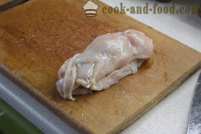 Pečený kuřecí roláda v troubě - jako pečené kuřecí roláda v troubě na fólii, se krok za krokem recept fotografiích