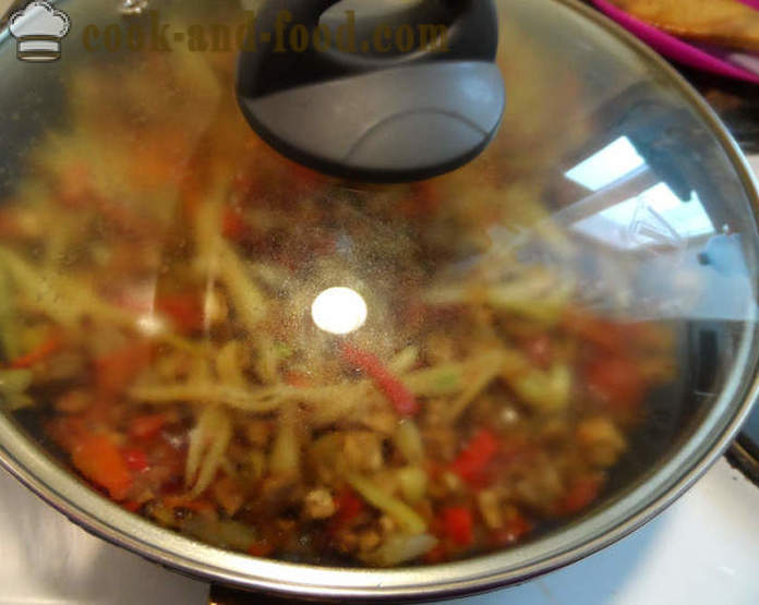 Hustá polévka Chili con carne - jak vařit klasický chili con carne, krok za krokem recept fotografiích