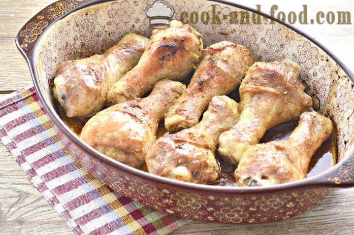 Lahodné kuřecí paličky v troubě - jako lahodné pečené kuřecí stehno, krok za krokem recept fotografiích