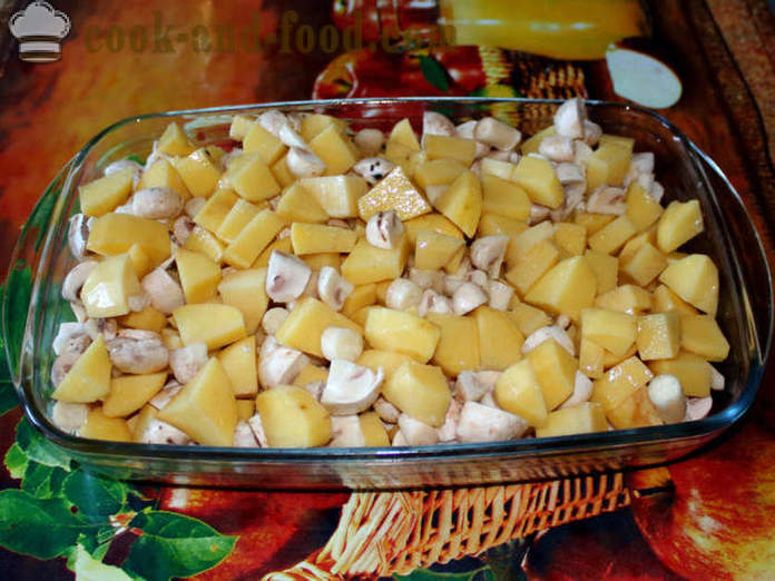Brambory zapečené v troubě houby - jako jsou pečené brambory s houbami, krok za krokem recept fotografiích