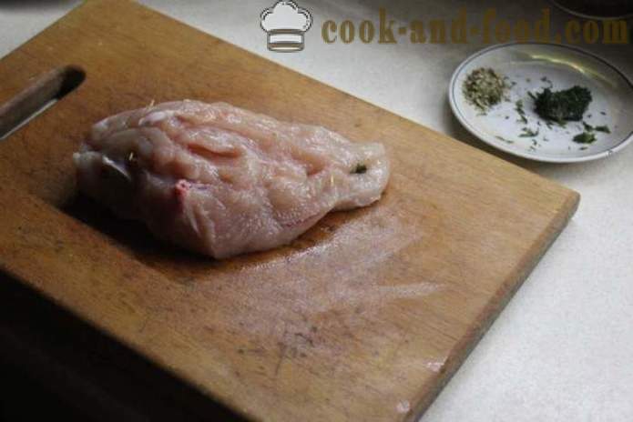 Sýrová roláda z kuřecích prsíček v troubě - jak udělat kuřecí roláda doma, krok za krokem recept fotografiích