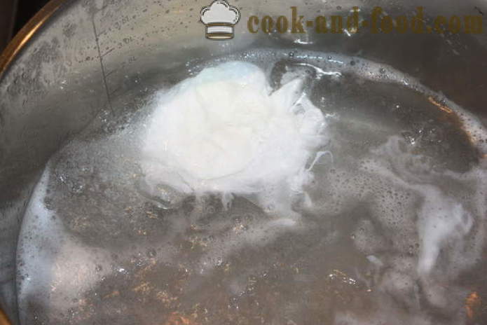 Vejce sázené ve vodě - jak vařit zastřeným vejcem doma krok za krokem recept fotografiích