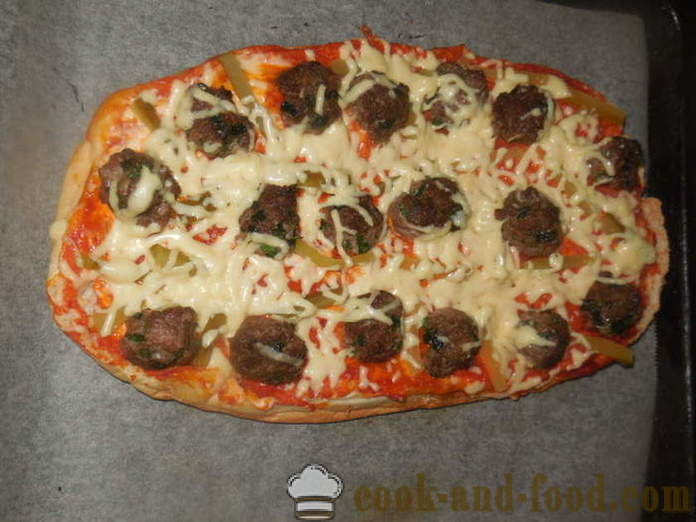Lazy tlustý pita pizza v troubě - jak vařit z hotového pita pizza, krok za krokem recept fotografiích