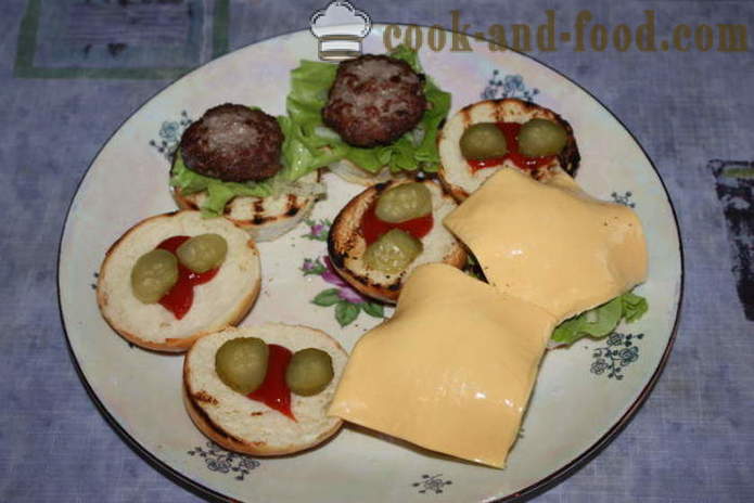 Chutné hamburger karbanátky v McDonald - jak vyrobit hamburger doma krok za krokem recept fotografiích