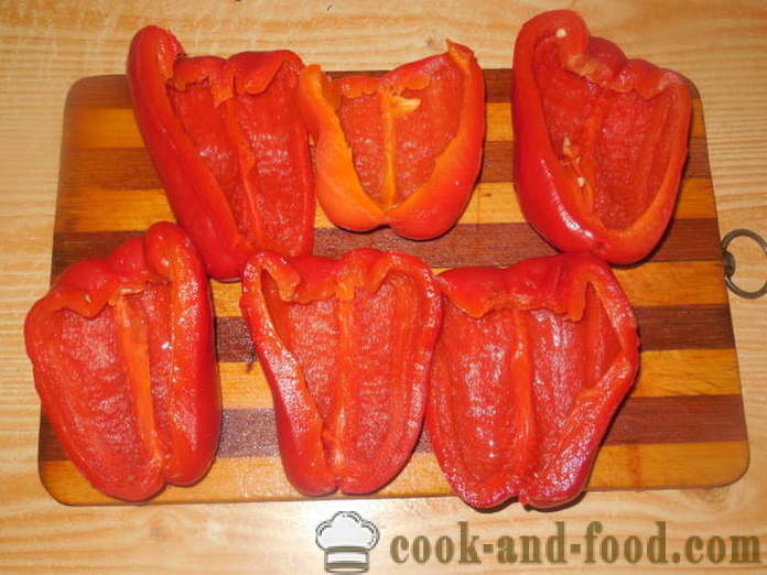Papriky plněné bramborovou kaší a pečené v troubě - jak vařit plněné papriky s brambory a sýrem, s krok za krokem recept fotografiích