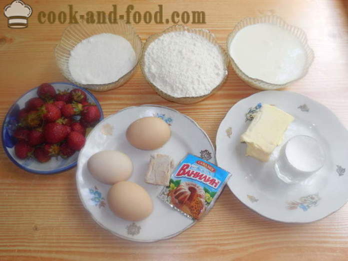 Větrné koláče s jahodami - Jak vařit koláče s jahodami v troubě, se krok za krokem recept fotografiích