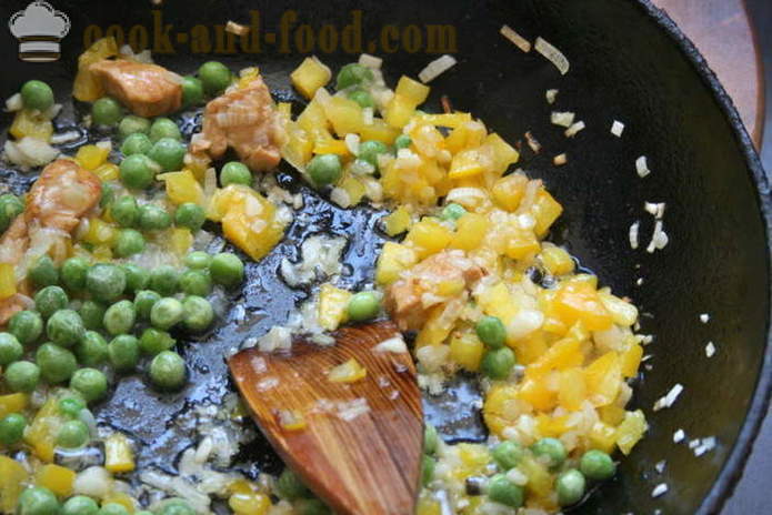 Classic paella s kuřecím masem a plody moře - Jak se dělá paella doma krok za krokem recept fotografiích