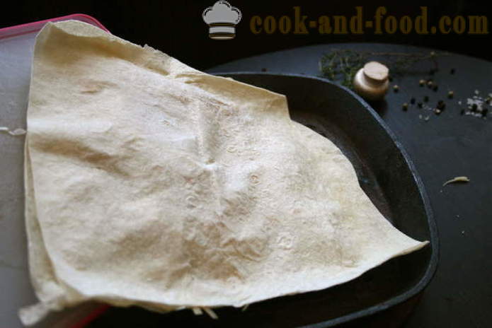Obálky plněná pita chlebem na grilu pro piknik - jak vařit lahodný pita chléb plněný doma krok za krokem recept fotografiích
