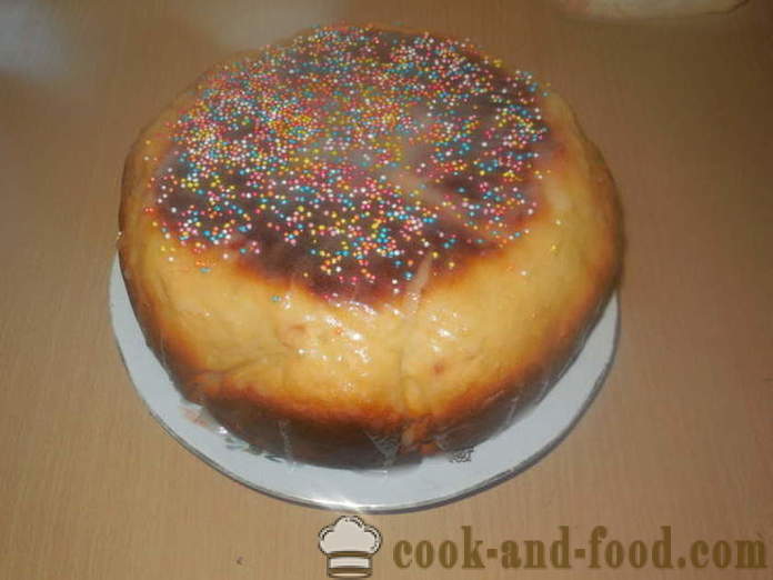 Jednoduché multivarka velikonoční dort s krémem a rozpuštěným mlékem - jak se peče dort v multivarka, krok za krokem dort jednoduchý recept a fotografií