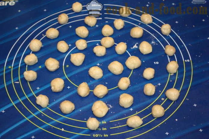 Sušenky Ořechy jako dítě - Jak se dělá sušenky s kondenzovaným mlékem ořechy, starým krok za krokem recept fotografiích