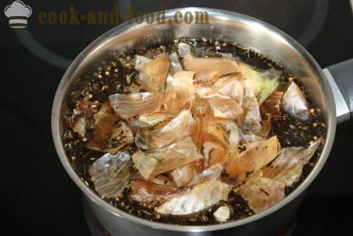 Chutné makrela, uzený čaj a cibulové slupky - jak kouřit makrely v cibulové kůžích doma krok za krokem recept fotografiích