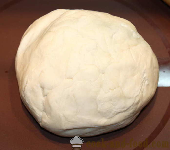 Domácí pita chléb v pánvi - jak se peče chléb pita bez kvasnic, krok za krokem recept fotografiích