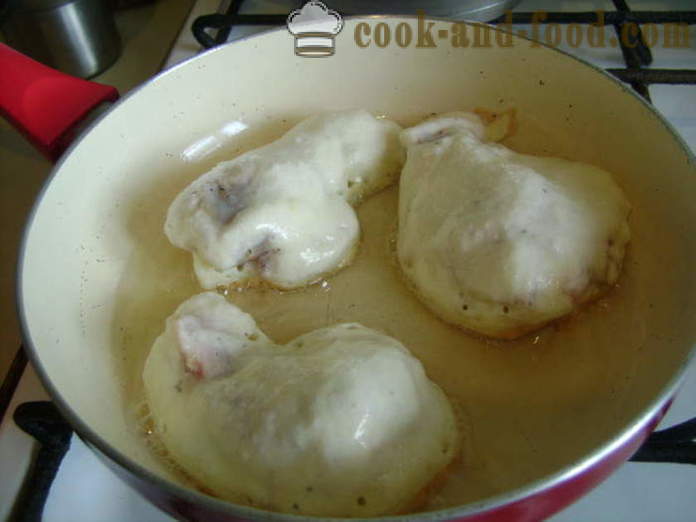 Kuřecí křidélka v těstíčku v misce - jak vařit kuřecí křidélka v těstíčku s krok za krokem recept fotografiích