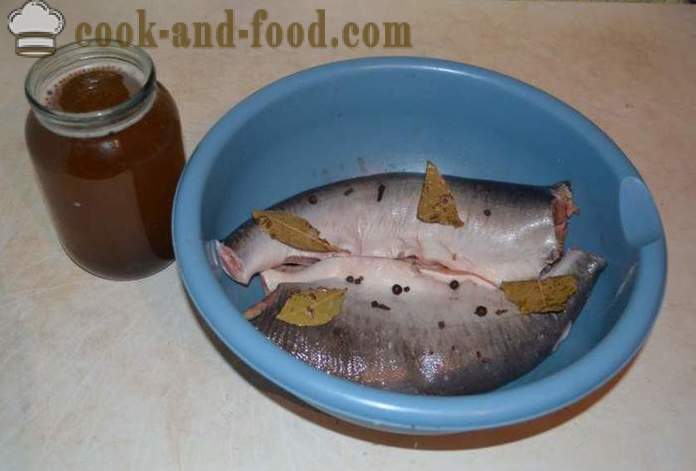Losos je slaná - jak rychle naložit lososa doma krok za krokem recept fotografiích
