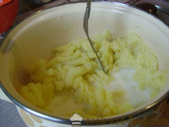 Šťouchané brambory s mlékem - jak vařit bramborovou kaší, krok za krokem recept fotografiích