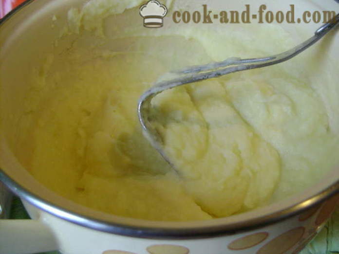 Šťouchané brambory s mlékem - jak vařit bramborovou kaší, krok za krokem recept fotografiích