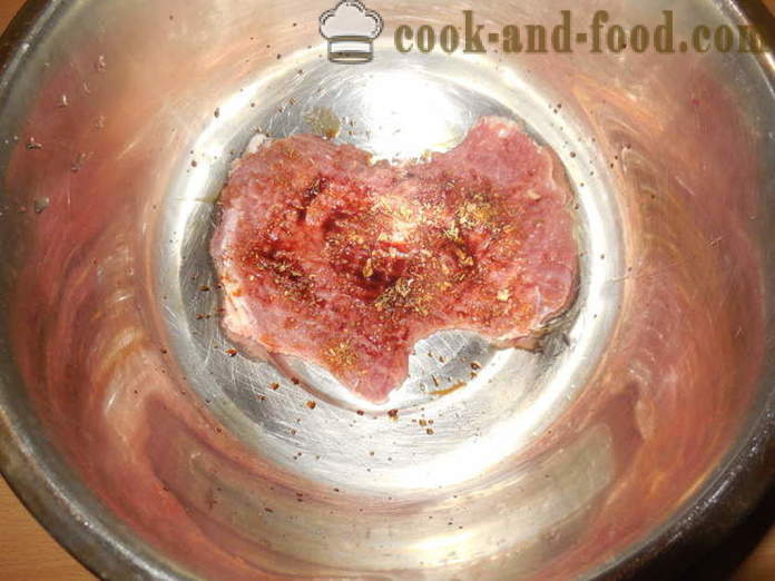 Masové závitky nadívané v troubě - jak vařit maso rohlíky na špízy, krok za krokem recept fotografiích