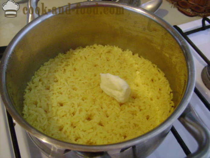 Vařená rýže s kurkumou - jak vařit rýži s kurkumou, krok za krokem recept fotografiích