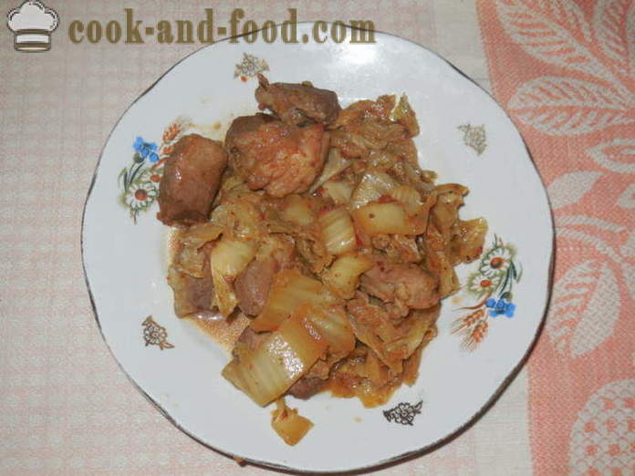 Vepřové maso s kimchi v korejštině - kimchi jako potěr s masem, krok za krokem recept fotografiích