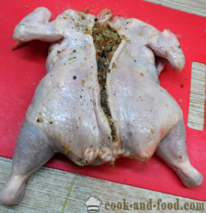 Plněná kuřecí maso bez kostí v troubě - jak vařit kuře nadívané bez kostí, krok za krokem recept fotografiích
