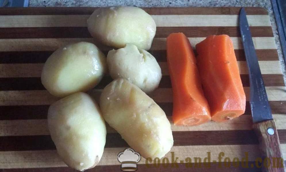 Salát z tuňáka s vejcem a bramborem - jak připravit salát z tuňáka v konzervě, krok za krokem recept fotografiích