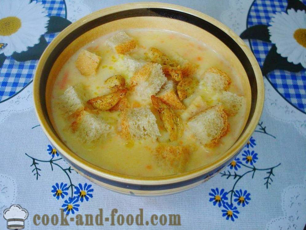 Hrachová polévka s kuřecím masem a krutony - Jak vařit hrachová polévka s kuřecím masem a sýrem, krok za krokem recept fotografiích