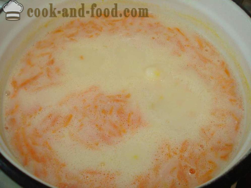 Hrachová polévka s kuřecím masem a krutony - Jak vařit hrachová polévka s kuřecím masem a sýrem, krok za krokem recept fotografiích