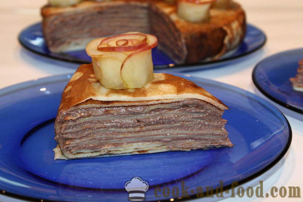 Palačinka dort se smetanovým sýrem a jablek růží - jak se dělá palačinky koláč s tvarohem, krok za krokem recept fotografiích