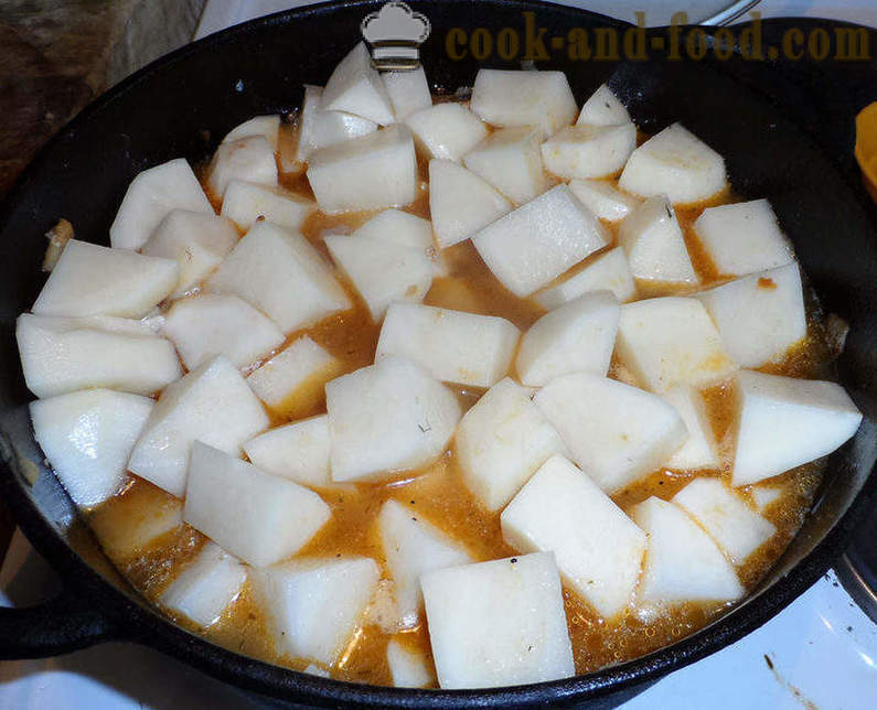 Gulášová polévka Maďarská - jak vařit gulášová polévka s chipetkami krok za krokem recept fotografiích