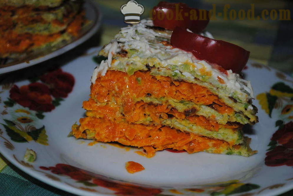 Zeleninový dort cukety plněné mrkví, squash, jak vařit dort krok za krokem recept fotografiích