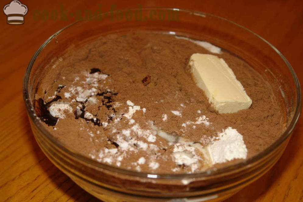 Lahodný čokoládový piškotový dort se zakysanou smetanou - jak udělat čokoládový dort, krok za krokem recept fotografiích
