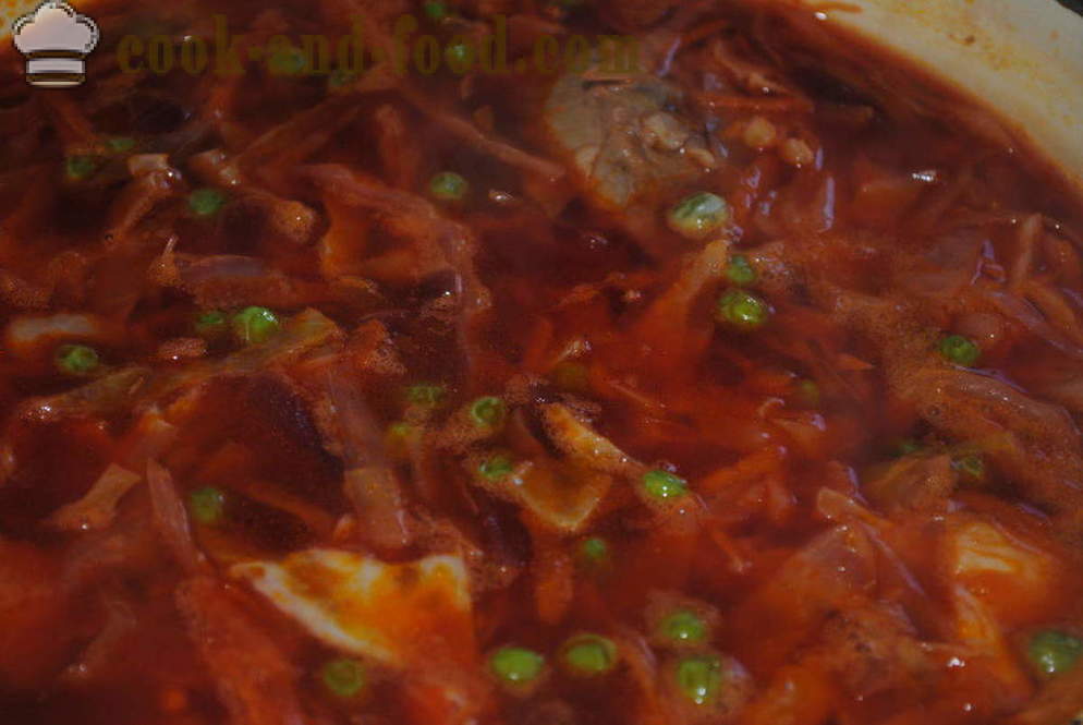 Boršč s řepa, zelí a masa - jak vařit polévku s řepy, se krok za krokem recept fotografiích